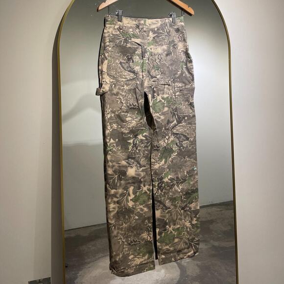 High Waisted Camo Jeans - Picture 4 of 5